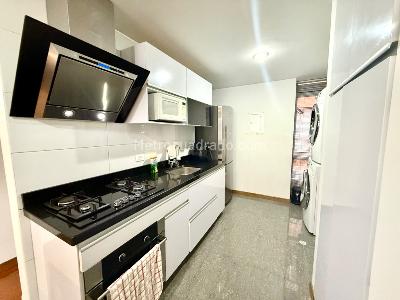 Apartamento de 2 alcobas en venta en Santa Barbara, Bogotá, 64 m² · foto 5 de 20