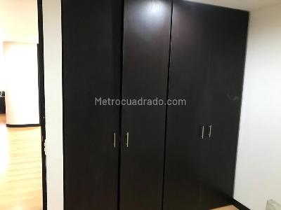 Apartamento de 2 alcobas en venta en Chapinero Alto Bosque Calderon, Bogotá, 82 m² · foto 10 de 13