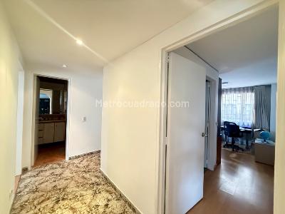 Apartamento de 3 alcobas en venta en La Alhambra Monaco, Bogotá, 106 m² · foto 7 de 19