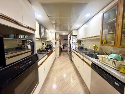 Apartamento en venta en Santa Barbara, Bogotá · foto 4 de 20