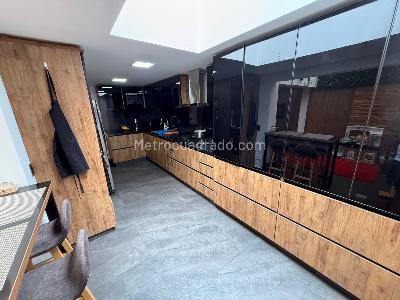 Casa de 3 alcobas en venta en Colina Atenas, Bogotá, 232 m² · foto 9 de 17