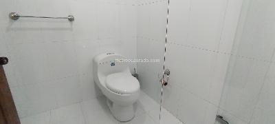 Apartamento de 3 alcobas en venta en Los Rosales, Bogotá, 200 m² · foto 14 de 17