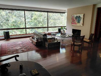 Apartamento de 2 alcobas en venta en Los Rosales, Bogotá, 206 m² · foto 4 de 20