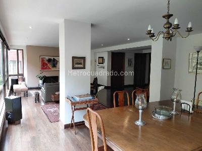 Apartamento de 2 alcobas en venta en Los Rosales, Bogotá, 206 m² · foto 6 de 20