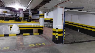 Apartamento de 2 alcobas en venta en Los Rosales, Bogotá, 206 m² · foto 20 de 20