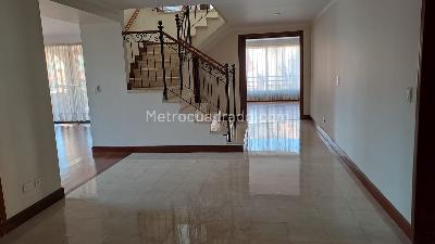 Apartamento en venta en Los Rosales, Bogotá · foto 3 de 20