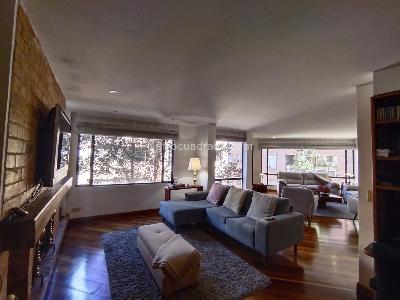 Apartamento de 2 alcobas en venta en Los Rosales, Bogotá, 197 m² · foto 4 de 18