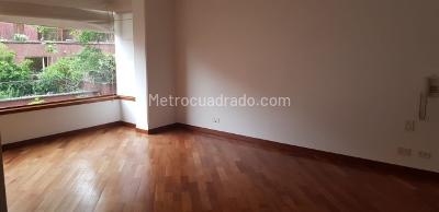 Apartamento de 4 alcobas en venta en Los Rosales, Bogotá, 257 m² · foto 3 de 12