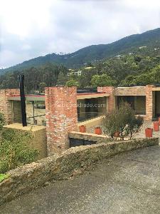 Casa de 3 alcobas en venta en Vereda Fusca, Chía, 430 m² · foto 2 de 10