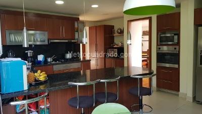 Casa de 3 alcobas en venta en Vereda Fusca, Chía, 257 m² · foto 7 de 10