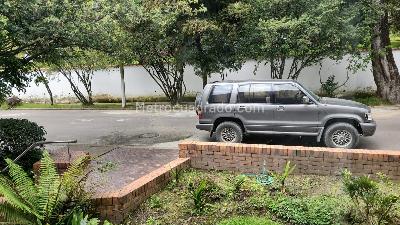 Apartamento de 3 alcobas en venta en Cerros De Niza, Bogotá, 153 m² · foto 7 de 7