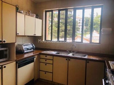 Apartamento de 3 alcobas en venta en Niza, Bogotá, 306 m² · foto 2 de 5