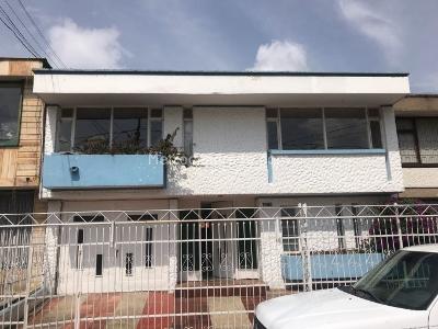 Casa en venta en Pasadena, Bogotá · foto 2 de 14