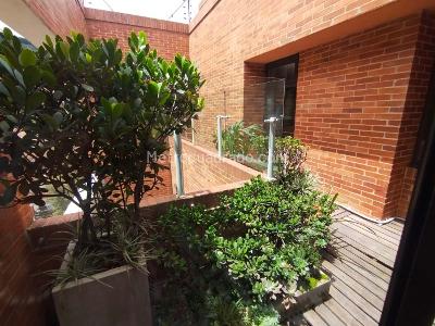 Apartamento de 3 alcobas en venta en Santa Barbara Alta, Bogotá, 297 m² · foto 9 de 20