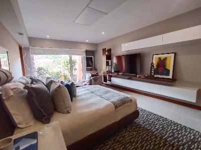Apartamento de 3 alcobas en venta en Santa Barbara Alta, Bogotá, 297 m² · foto 16 de 20