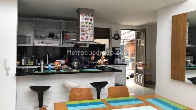 Casa de 3 alcobas en venta en Cajica, Cajicá, 236 m² · foto 5 de 12