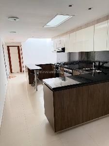 Casa de 4 alcobas en venta en Santa Barbara Alta, Bogotá, 608 m² · foto 7 de 8