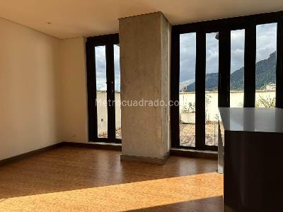 Apartamento de 1 alcoba en venta en La Candelaria, Bogotá, 93 m² · foto 2 de 7