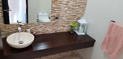 Apartamento de 3 alcobas en venta en Los Rosales, Bogotá, 284 m² · foto 15 de 17