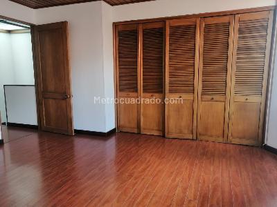Casa en venta en Cedritos, Bogotá · foto 2 de 13