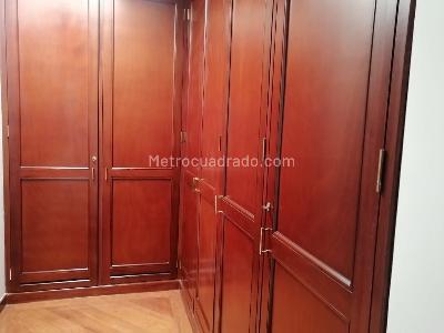 Apartamento de 5 alcobas en venta en Bella Suiza, Bogotá, 254 m² · foto 12 de 20