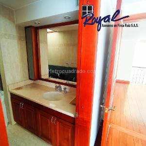 Apartamento en venta en Los Rosales, Bogotá · foto 18 de 20