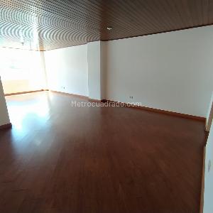Apartamento en venta en Santa Barbara Central, Bogotá · foto 4 de 20