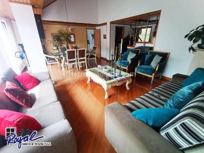 Apartamento de 3 alcobas en venta en El Batán, Bogotá, 146 m² · foto 4 de 20