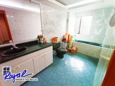 Apartamento de 3 alcobas en venta en El Batán, Bogotá, 146 m² · foto 18 de 20