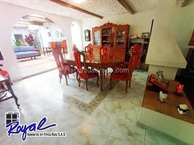 Casa de 5 alcobas en venta en El Batán, Bogotá, 165 m² · foto 5 de 20