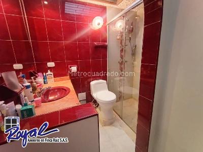 Casa de 5 alcobas en venta en El Batán, Bogotá, 165 m² · foto 18 de 20