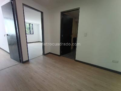 Casa de 4 alcobas en venta en El Rincon De Modelia, Bogotá, 196 m² · foto 15 de 20