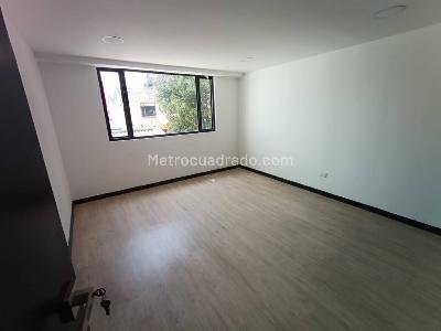 Casa de 4 alcobas en venta en El Rincon De Modelia, Bogotá, 196 m² · foto 18 de 20