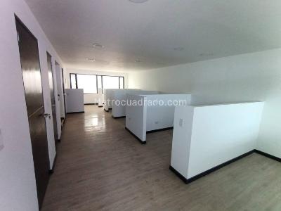 Casa de 4 alcobas en venta en El Rincon De Modelia, Bogotá, 196 m² · foto 4 de 20