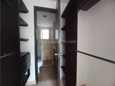 Apartamento de 2 alcobas en venta en Conjunto Residencial Senderos De La Pardera Valle De Lili, Cali, 55 m² · foto 9 de 13