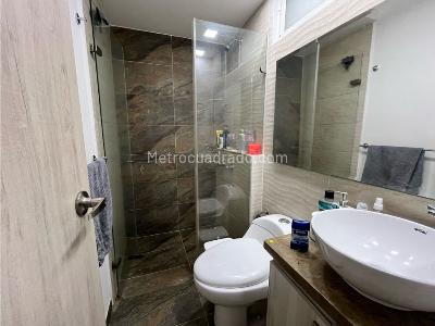 Apartamento de 2 alcobas en venta en Conjunto Residencial Ventura 2, Cali, 62 m² · foto 7 de 20