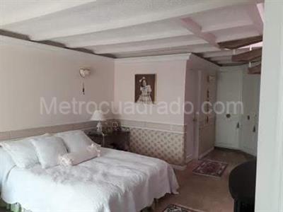 Casa de 4 alcobas en venta en Santa Ana Oriental, Bogotá, 500 m² · foto 13 de 20