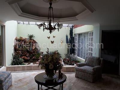 Casa de 4 alcobas en venta en Santa Ana Oriental, Bogotá, 500 m² · foto 9 de 20