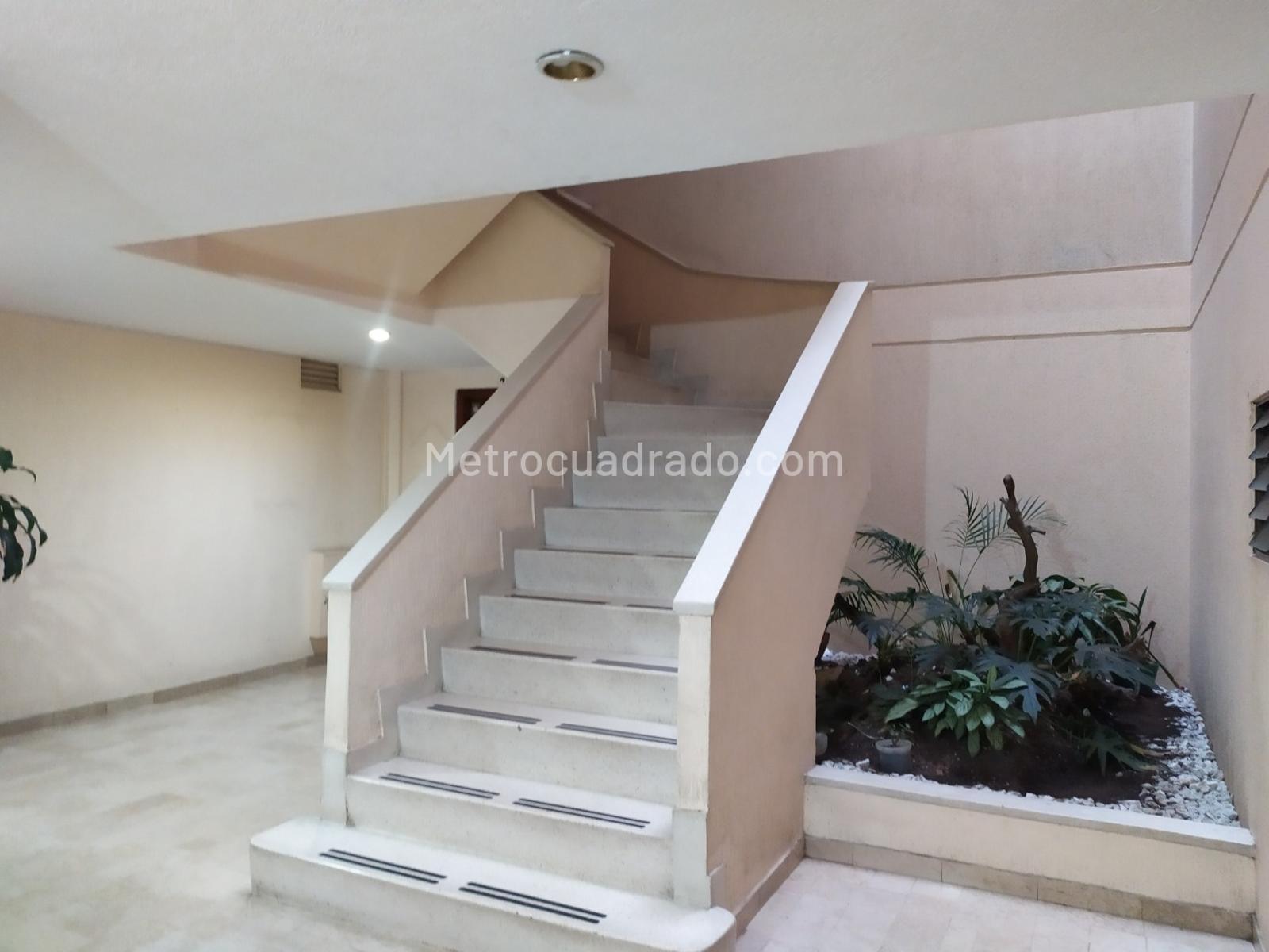 Apartamento en Venta  CEDRITOS CONTADOR