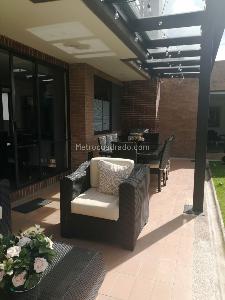 Casa de 3 alcobas en venta en Kilometro 5 Via Zipaquira, Bogotá, 222 m² · foto 3 de 19