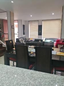 Casa de 3 alcobas en venta en Asturias De Santillana, Chía, 205 m² · foto 3 de 19
