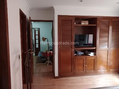 Apartamento de 3 alcobas en venta en San Patricio, Bogotá, 142 m² · foto 15 de 20