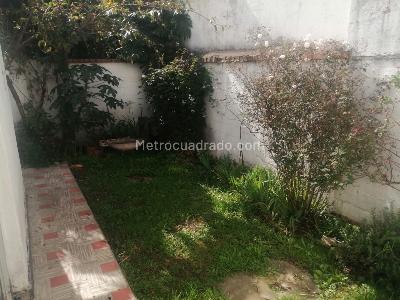 Casa de 3 alcobas en venta en Los Alcazares, Bogotá · foto 16 de 19