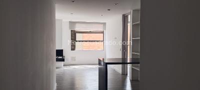 Apartamento en venta en Santa Barbara, Bogotá · foto 9 de 17