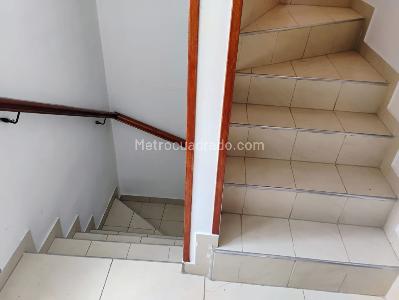 Casa de 2 alcobas en venta en Villas De Granada, Bogotá, 65 m² · foto 10 de 18