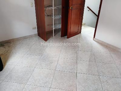 Casa de 2 alcobas en venta en Villas De Granada, Bogotá, 65 m² · foto 11 de 18