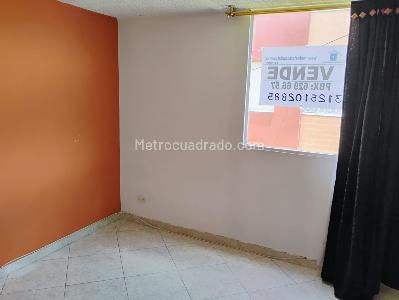 Casa de 2 alcobas en venta en Villas De Granada, Bogotá, 65 m² · foto 12 de 18