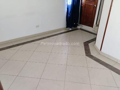 Casa de 2 alcobas en venta en Villas De Granada, Bogotá, 65 m² · foto 6 de 18