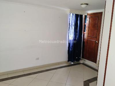 Casa de 2 alcobas en venta en Villas De Granada, Bogotá, 65 m² · foto 8 de 18