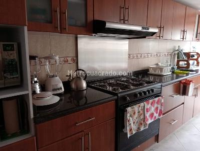 Casa de 3 alcobas en venta en Niza, Bogotá, 365 m² · foto 13 de 20